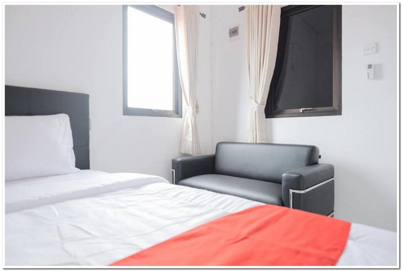 Reddoorz Near Kota Tua 2 Hotel Jakarta Exterior photo