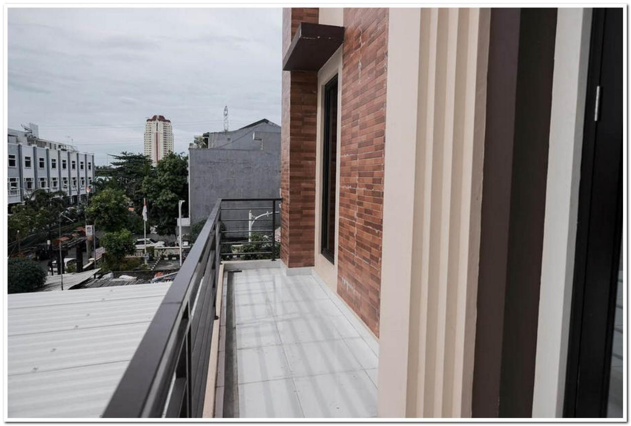 Reddoorz Near Kota Tua 2 Hotel Jakarta Exterior photo